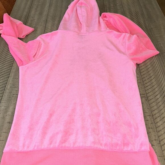 🩷 Barbie Neon Pink Velour Hoodie 2 Pockets. Adorable ☺️ - Picture 8 of 17